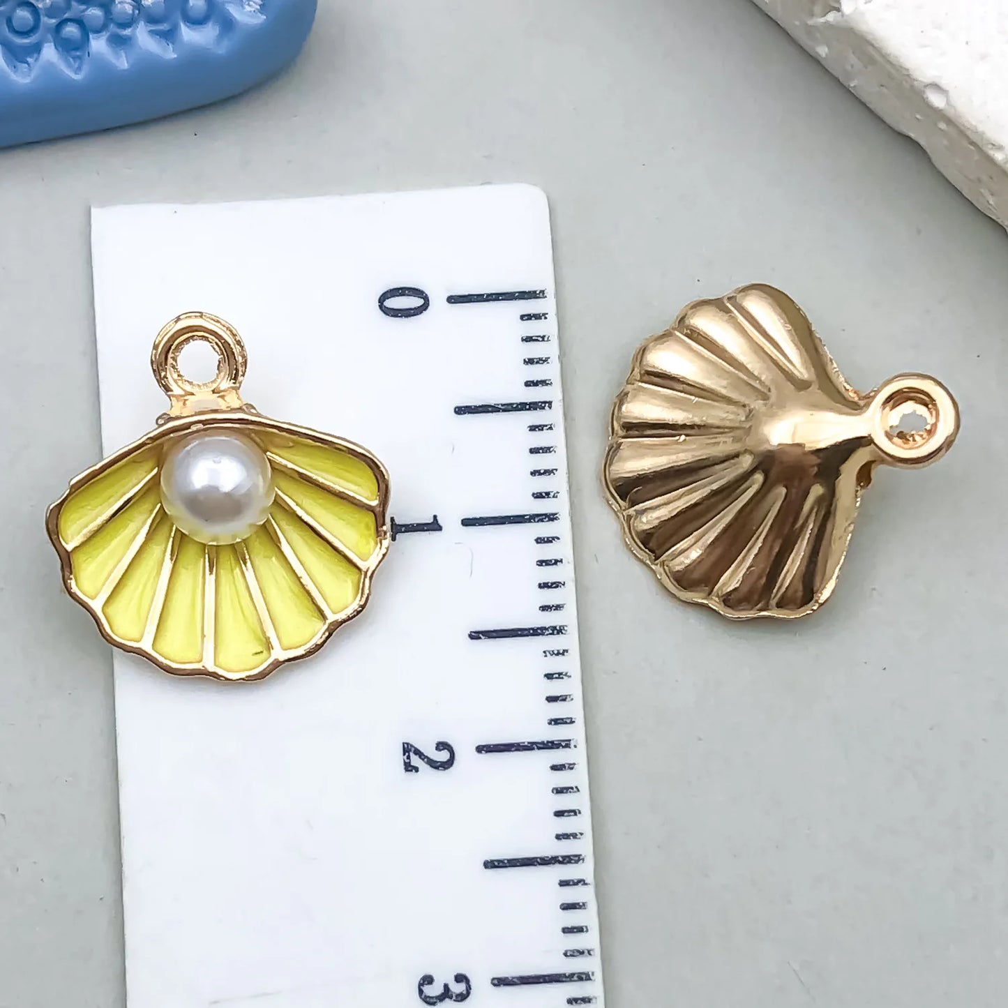 Hot Sale Natural Crafts Alloy Ocean Starfish Conch Seashell Enamel for DIY Nautical Jewelry Making Home Decoration