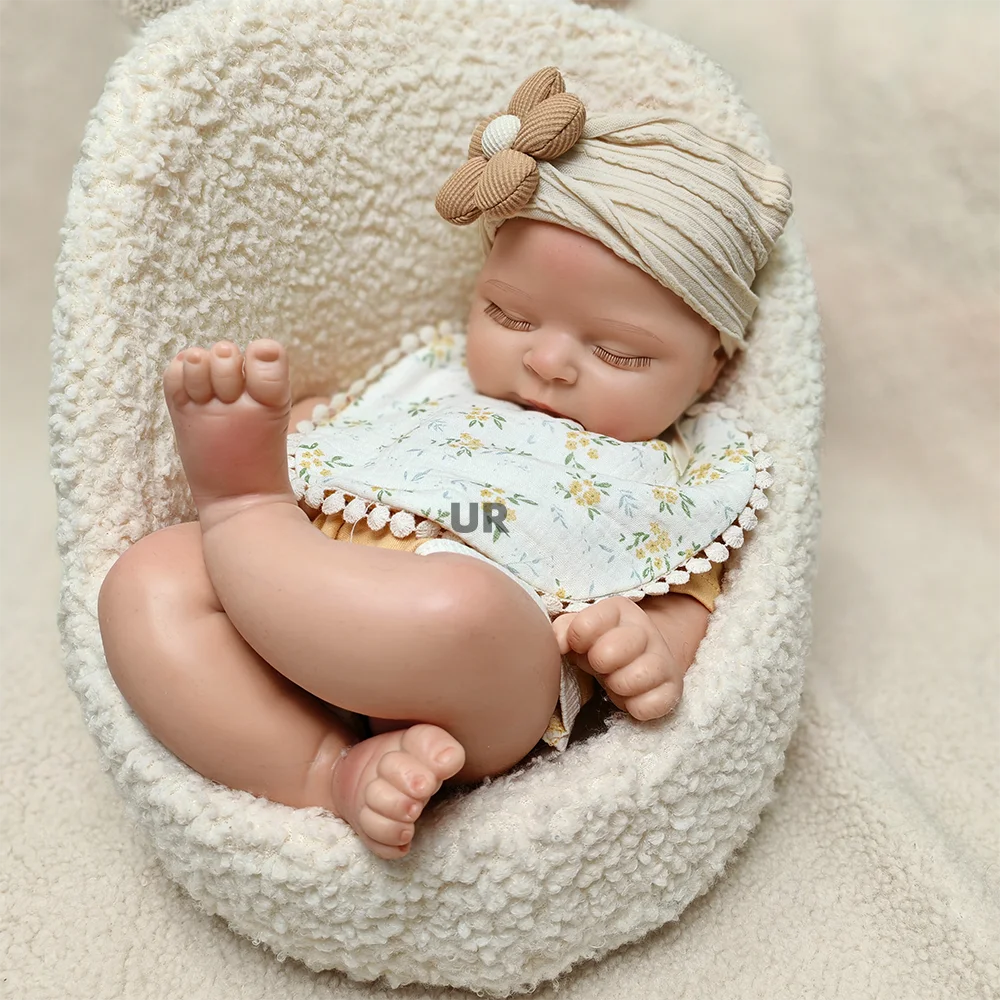 18' Lifelike Silicone Reborn Dolls Full Body Realistic Newborn Baby Doll with Closed Eyes Soft Platinum Silicone Baby Boy