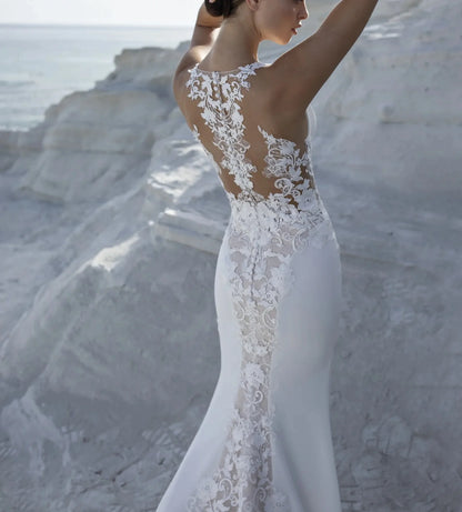 11891# Elegant Beach Bohemian Sleeveless Wedding Dress Mermaid Satin Sexy V Neckline Illusion Lace Wedding Dress Bridal Gown