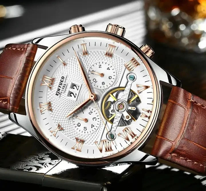 KINYYED J012 Herrenuhr, mechanische Armbanduhr mit Lederarmband, Automatikuhr für Freizeit und Business, Kalenderuhr für Herren, Reloj Hombre
