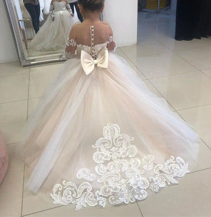 V Neck Wedding Guest Kids Bridesmaid With Bow Lace Appliqued Long Sleeve White Ivory Flower Girl Dresses MF121