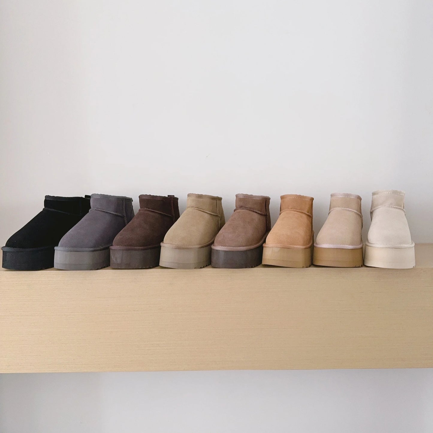Wholesale Warehouse US Minimalist  Fashion Sneakers Casual Sole Trail Sneakers Toe Walking Design Fashion Trend