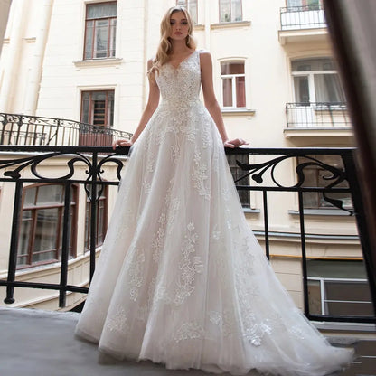 13236#Classic A-Line Wedding Dresses V-Neck Backless Sleeveless Civil Lace Chic Sexy Sweep Train A-Line Wedding Bridal Gown