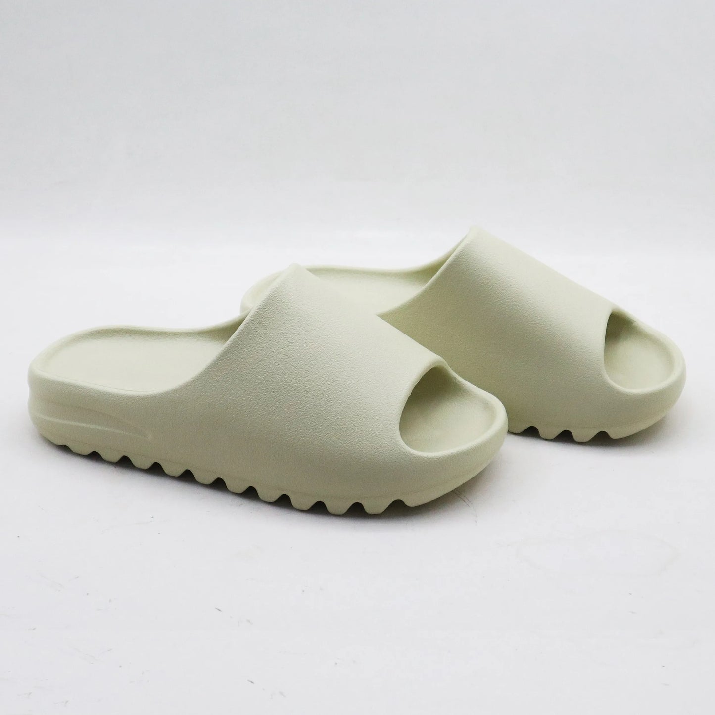 Custom Logo Soft EVA Foam Thick Sole Lightweight Anti-Slip Breathable Open-Toe Arch Support Waterproof Slippers Slides for Men