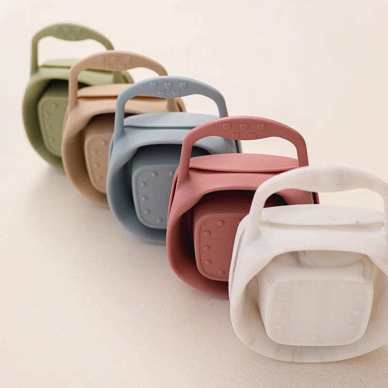 Baby Silicone Snack Cups for Toddlers Spill Proof Collapsible Toddle Portable Silicone Snack with Lids Baby food Storage Tank