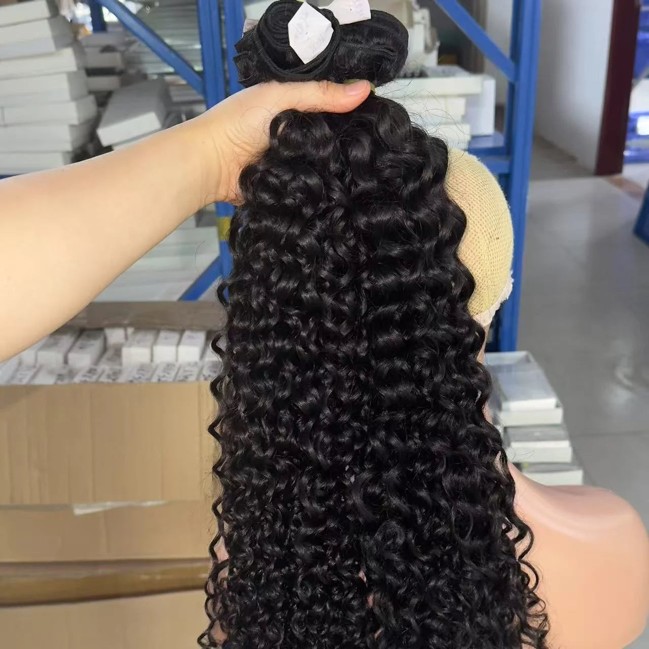 Wholesale Unprocessed Burmese Curly Hair Bundles Popular Kinky Curly  Natural Human Hair Extensions 10"-30" Natural Color