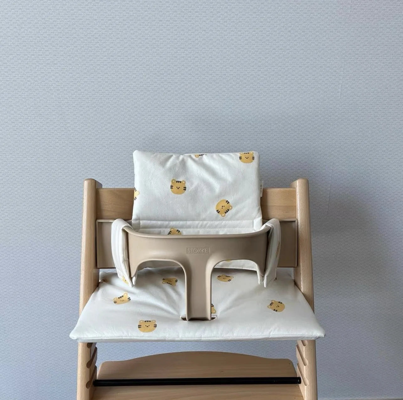 Trendy Anti-Slip Cartoon Chair Seat Cushion Baby Protective Newborn Accessories with Baby Back Cushion for Eating