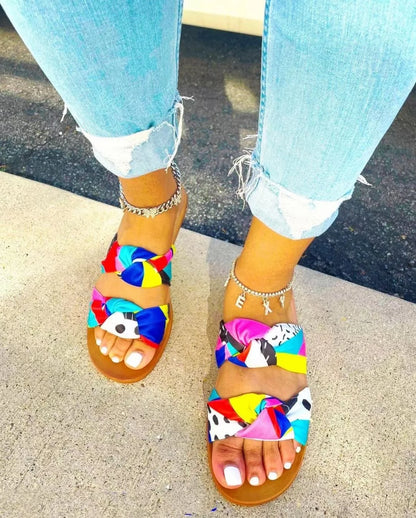 Drop Shipping 2021 Summer Women's Color Matching Fashion Simple Flat Comfortable Low-heeled Large Size Sandals and slippers