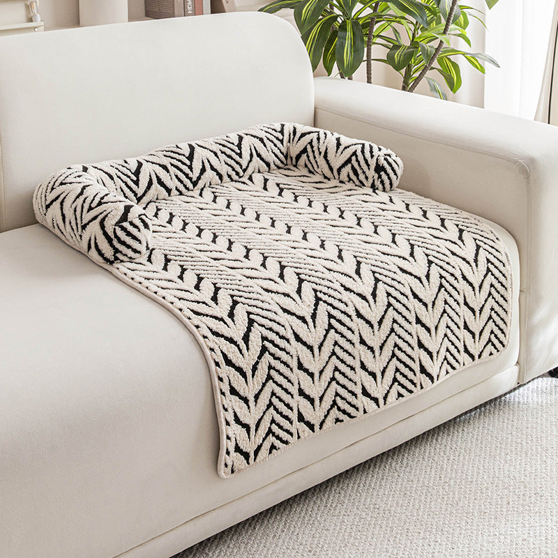 Cross-Border Hot-Selling Anti-Scratch Pet Mat, New Plush Thickened Non-Slip Sofa Dog Bed, Pet Supplies