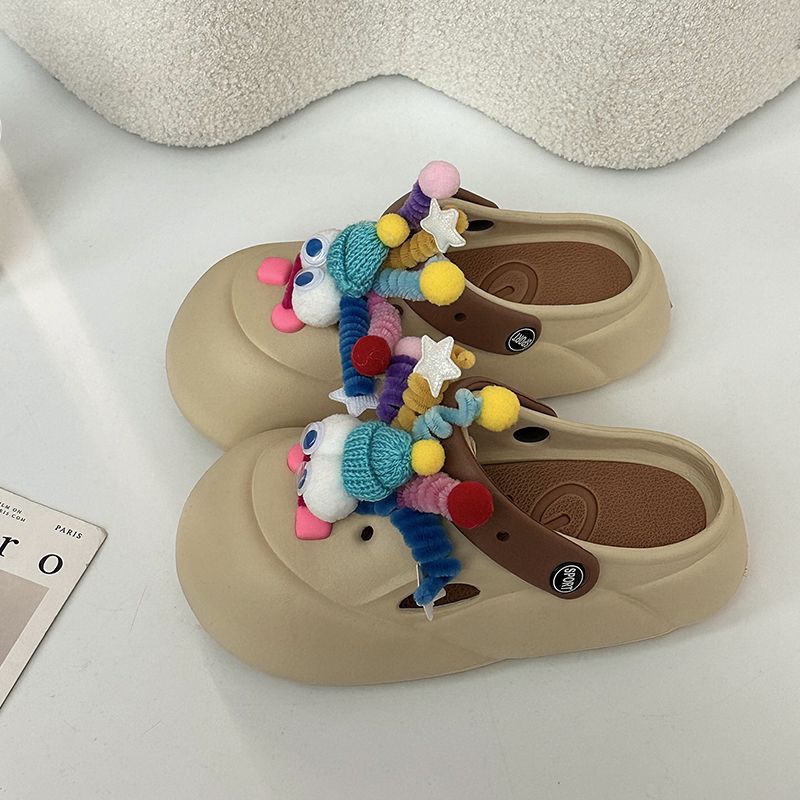 Shake Stick Clogs for Women 2026 Spring and Summer New Style Cute DIY Shoe Decorations Detachable Trendy Shoes