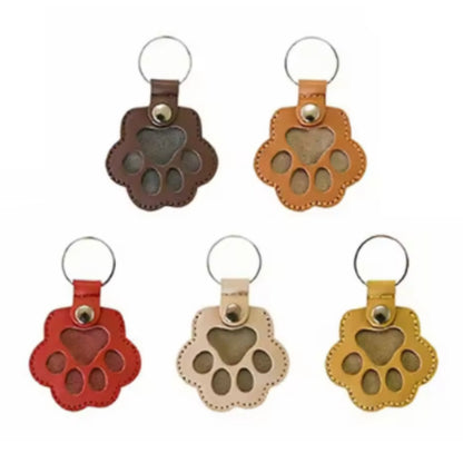 New Pet Hair Storage Bag, Dog Paw Keychain Pendant, Cat and Dog Hair Storage Keychain