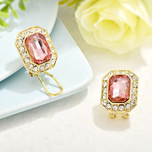 Niche Antique Double Snake Crystal Brooch for Women, Vintage Jewelry with a Light Luxury Design, Palace-Style Crystal Zodiac Double Snake Brooch