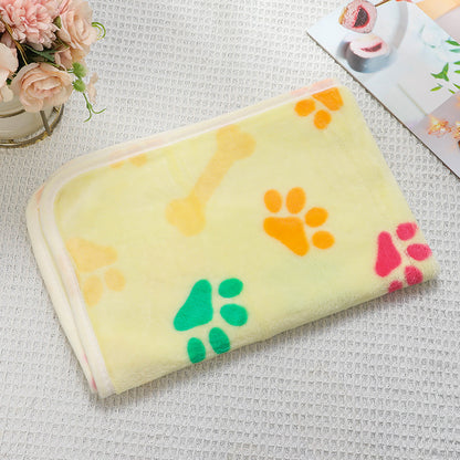 Cross-border pet blanket mat cat and dog flannel blanket autumn and winter warm blanket pet sleeping mat wholesale