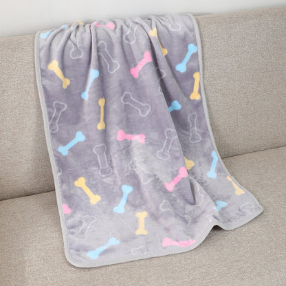 Cross-border pet blanket mat cat and dog flannel blanket autumn and winter warm blanket pet sleeping mat wholesale