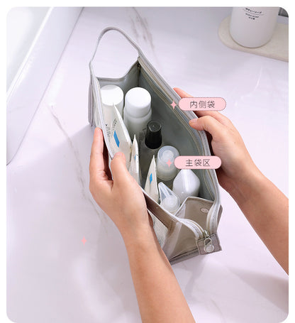 British Simple Toiletry Bag Waterproof and Convenient Hand-held Cosmetic Bag for Business Travel Carry-on Skin Care Products Storage Cosmetic Bag