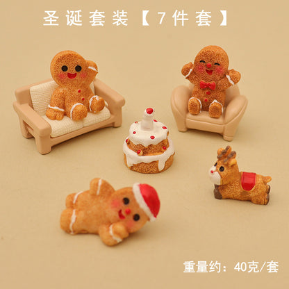 Dollhouse Doll House Snowman Christmas Tree Ginger Biscuit Man Decoration Scene Ornaments Model Christmas Wreath
