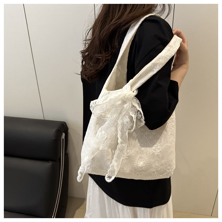 Korean Style Small Fresh Lace Flower Canvas Bag 2025 New Large Capacity Commuter Lazy Style Single Shoulder Large Tote Bag