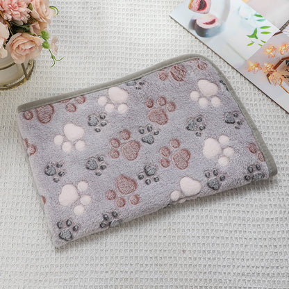 Cross-border pet blanket mat cat and dog flannel blanket autumn and winter warm blanket pet sleeping mat wholesale