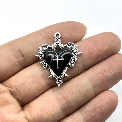 New European and American retro dark style personality thorns rose cross pendant accessories manufacturers wholesale