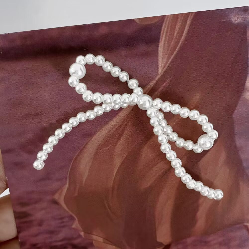 Wholesale bouquet bow jewelry imitation pearl cake decoration bow chain Valentine's Day accessories accessories decoration