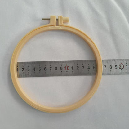 DIY embroidery ring ornaments plastic embroidery inner ring adjustable embroidery cross embroidery imitation bamboo imitation wood embroidery manufacturers wholesale