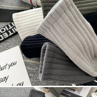 Socks Men's Autumn Spring and Autumn New Solid Color Casual All-match Sports Style Basketball Fashionable Socks Comfortable Men's Mid-tube Socks