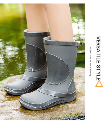 Rain Boots for Women, New Fashionable Waterproof Shoes, Mid-Calf Outdoor Rain Boots for Beachcombing, Trendy Non-Slip Waterproof Slip-On Rubber Shoes