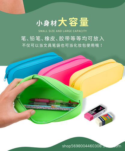 Large-Capacity Dust-Proof Silicone Storage Box for Primary and Secondary School Students, Waterproof Travel Stationery Box, Pencil Case for Travel