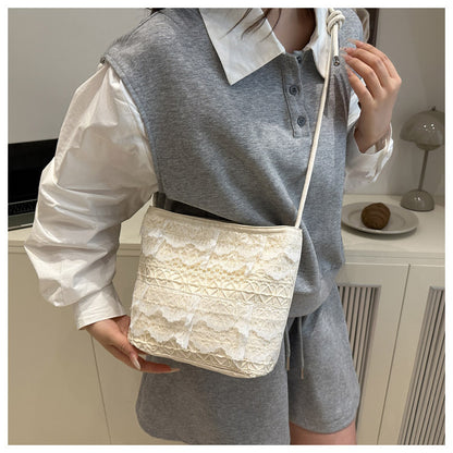 High-Looking and Large-Capacity Women's Small Square Bag 2025 Summer New Fashion Cute Lace Armpit Bag Commuter Shoulder Bag