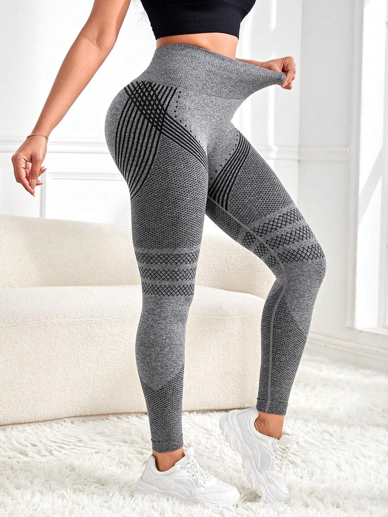 European and American hot selling seamless hip lifting fitness pants belly contracting tight high waist peach hip yoga pants