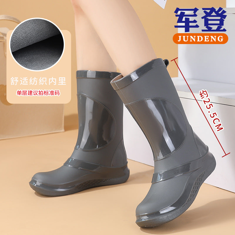 Rain Boots for Women, New Fashionable Waterproof Shoes, Mid-Calf Outdoor Rain Boots for Beachcombing, Trendy Non-Slip Waterproof Slip-On Rubber Shoes