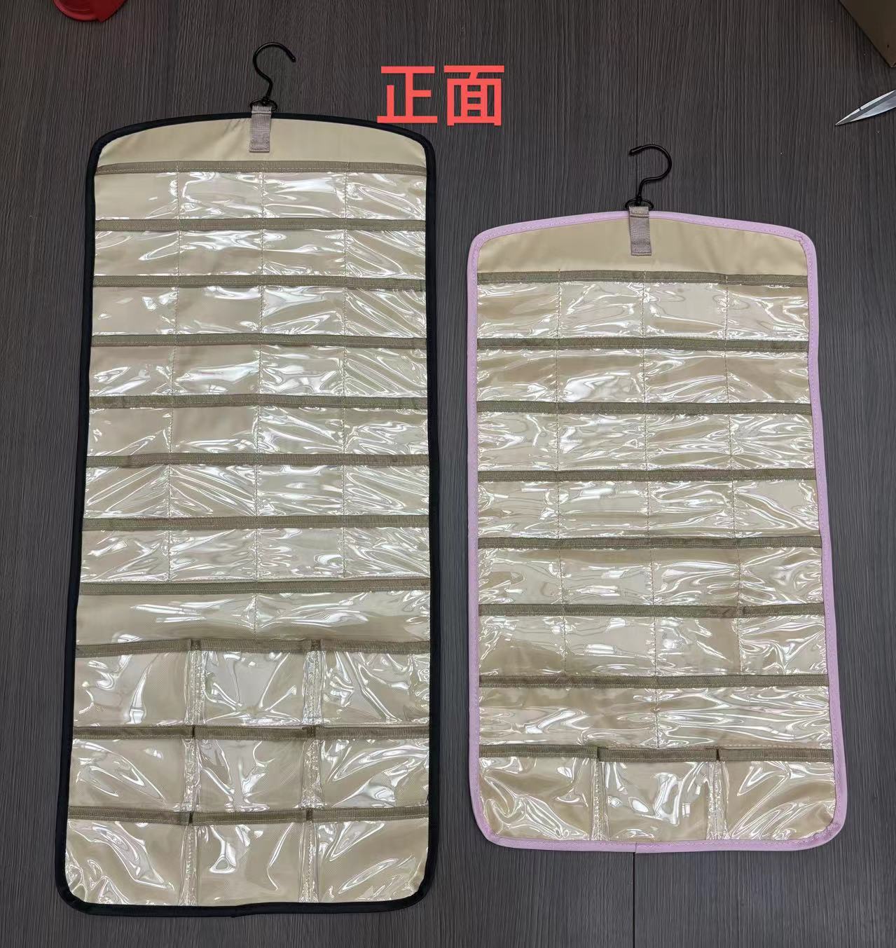 Hanging Jewelry Storage Bag Double-Sided Foldableable with Metal Hook Pvc Anti-Oxidation Suitable for Earrings, Necklaces and Rings