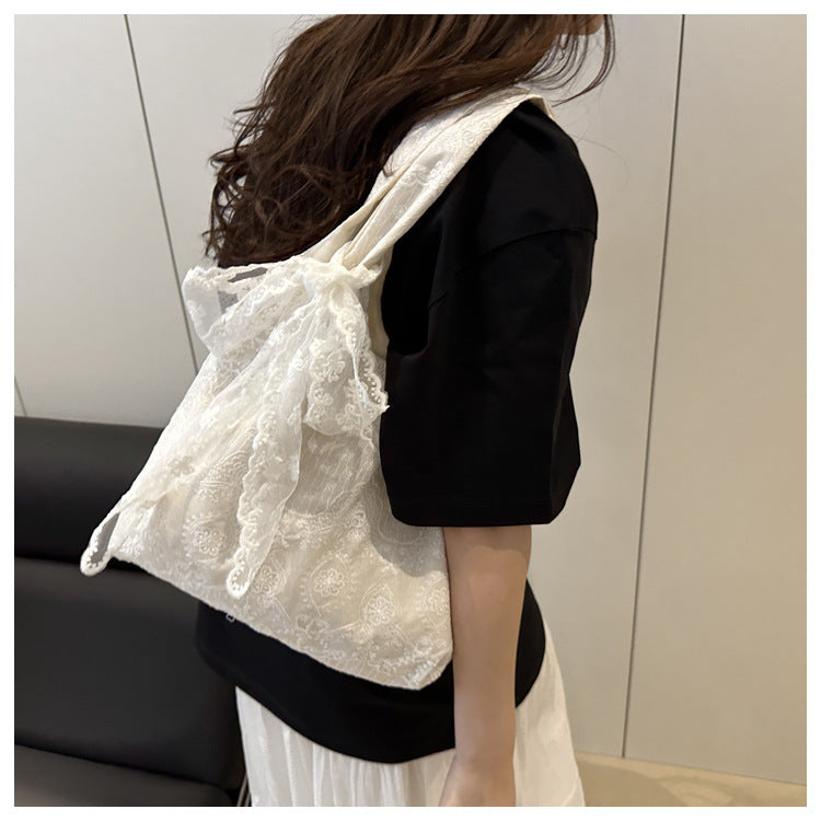 Korean Style Small Fresh Lace Flower Canvas Bag 2025 New Large Capacity Commuter Lazy Style Single Shoulder Large Tote Bag
