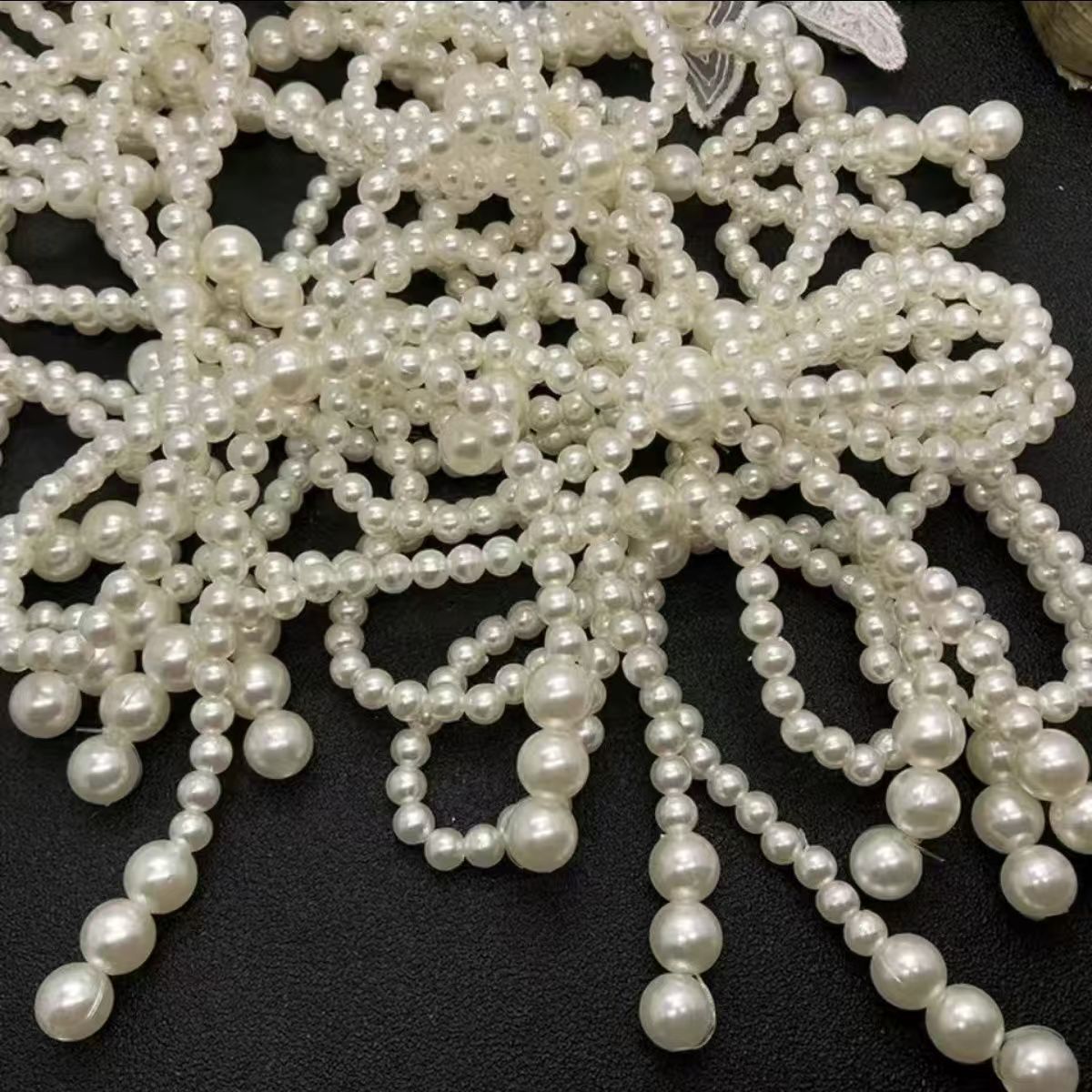 Wholesale bouquet bow jewelry imitation pearl cake decoration bow chain Valentine's Day accessories accessories decoration