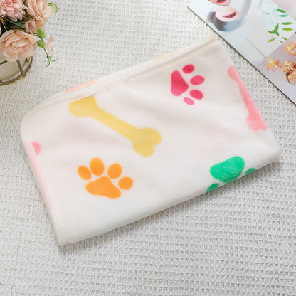 Cross-border pet blanket mat cat and dog flannel blanket autumn and winter warm blanket pet sleeping mat wholesale