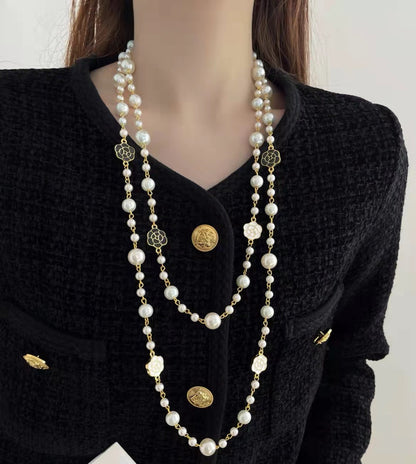 Shijiazu stacked with long pearl necklace women's light luxury temperament sweater chain Joker high sense autumn and winter necklace