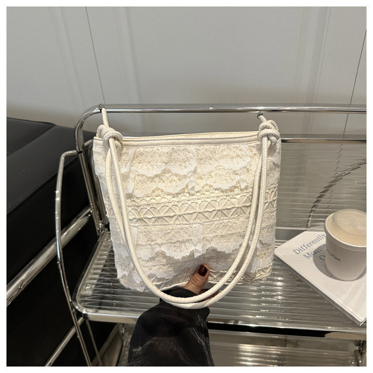 High-Looking and Large-Capacity Women's Small Square Bag 2025 Summer New Fashion Cute Lace Armpit Bag Commuter Shoulder Bag