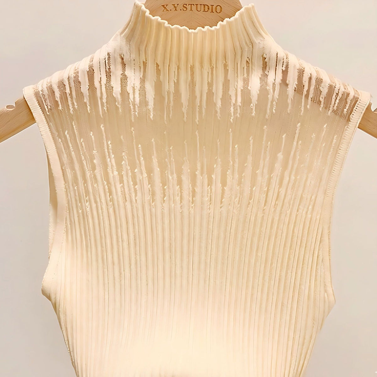 New Style Sleeveless Knit Top for Women, Summer Thin Style with a High-End Feel, Elegant Collar, Vacation Casual Top, Direct Cross-Border Supply