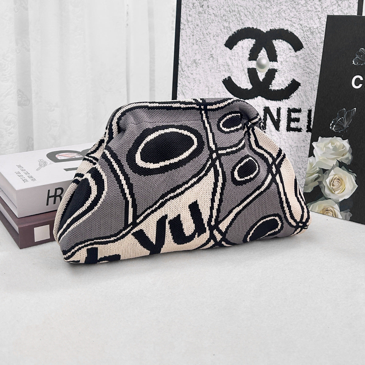 Cross-Border Dropshipping Knitted Bag Striped Clutch Bag for Women Fly-Knit Cloud Versatile Stylish Portable Makeup Bag Large Capacity