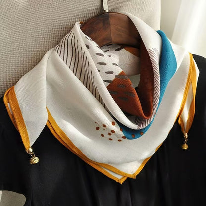 2026 New Style Warm Square Scarf with Magnetic Buckle, Triangular Silk Scarf, Cotton Scarf for Women, Stylish Neck Warmer for Spring, Autumn, and Winter, Versatile and Elegant