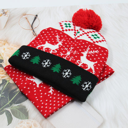 Korean Internet Celebrity Style Snowflake Christmas Hat, Warm and Cold-Proof Women's Knitted Hat with Pom-Pom, Ear-Protecting Yarn Hat, Light Luxury Style