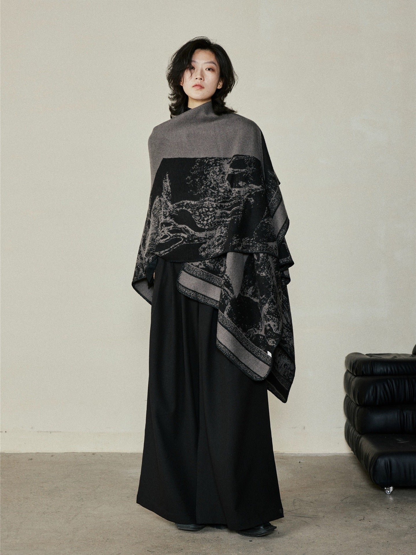 Jiangnan Watertown Knitted Shawl High-end Ethnic Style Cloak Western Sichuan Yunnan Travel Wear Imitation Cashmere Cape Women
