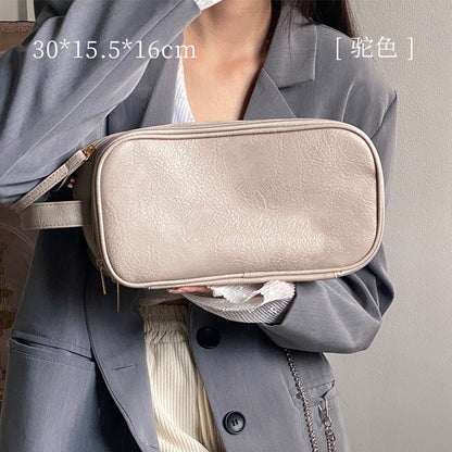 Giant Makeup Bag for Women, Large Capacity Travel Makeup Brush Bag, Toiletries Storage Bag, Chain Design, Waterproof