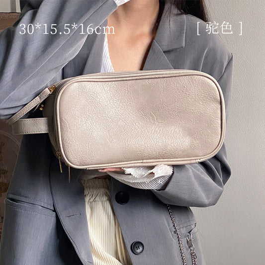 Giant Makeup Bag for Women, Large Capacity Travel Makeup Brush Bag, Toiletries Storage Bag, Chain Design, Waterproof