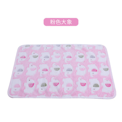 Cross-border pet blanket mat cat and dog flannel blanket autumn and winter warm blanket pet sleeping mat wholesale
