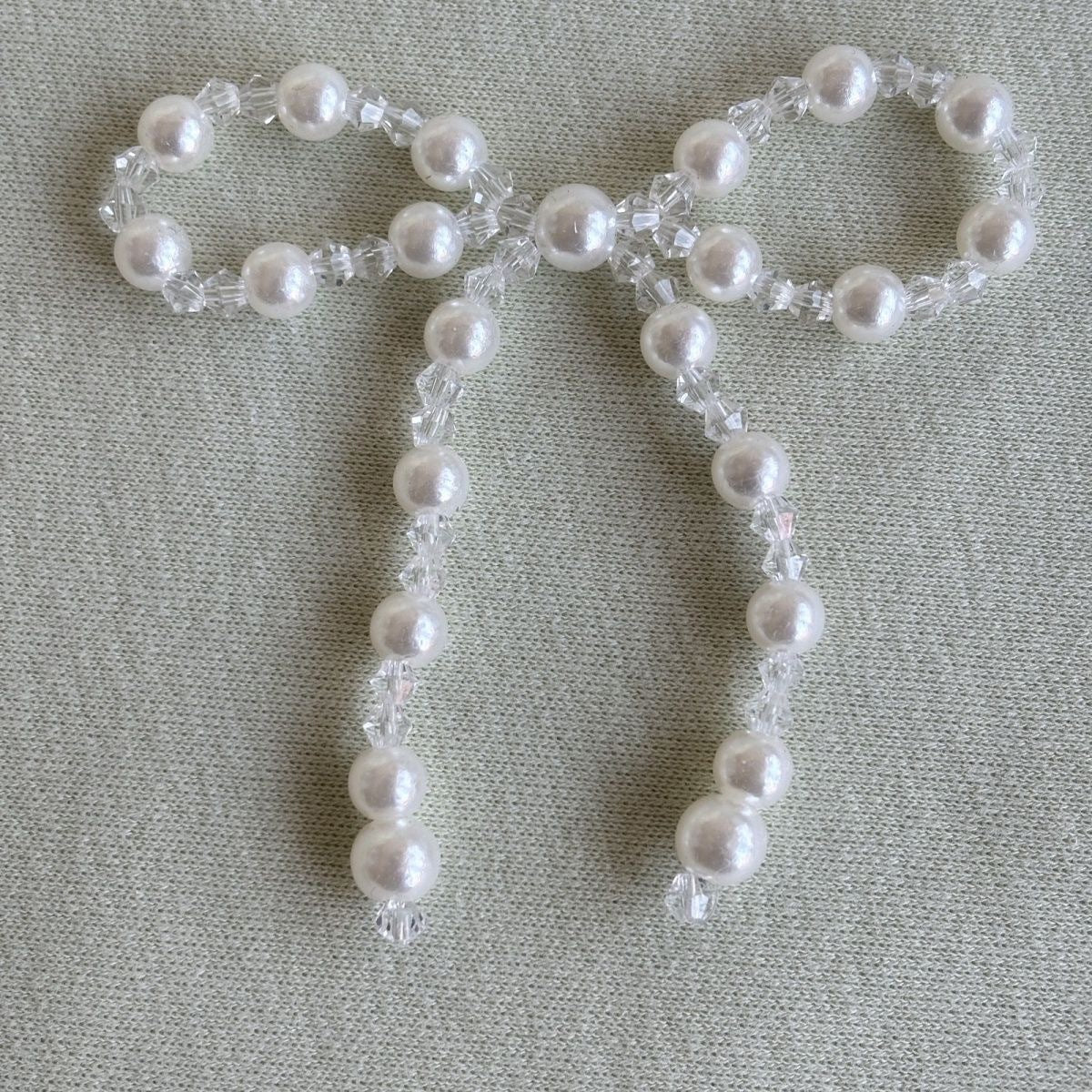 Wholesale bouquet bow jewelry imitation pearl cake decoration bow chain Valentine's Day accessories accessories decoration