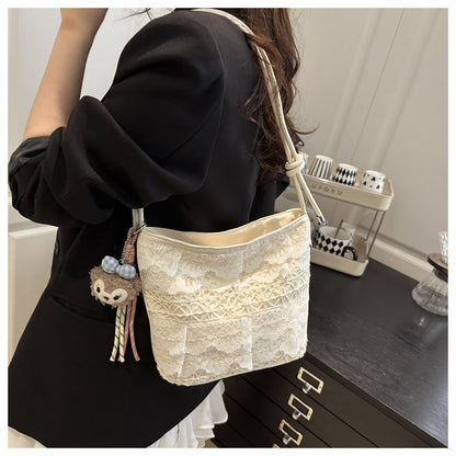 High-Looking and Large-Capacity Women's Small Square Bag 2025 Summer New Fashion Cute Lace Armpit Bag Commuter Shoulder Bag