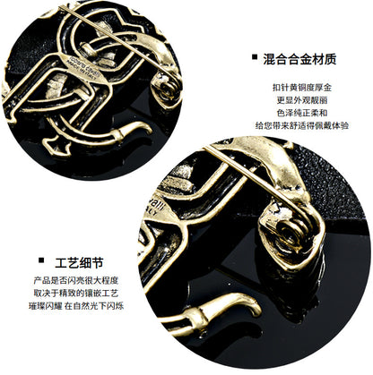 Niche Antique Double Snake Crystal Brooch for Women, Vintage Jewelry with a Light Luxury Design, Palace-Style Crystal Zodiac Double Snake Brooch