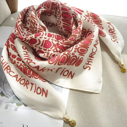 2026 New Style Warm Square Scarf with Magnetic Buckle, Triangular Silk Scarf, Cotton Scarf for Women, Stylish Neck Warmer for Spring, Autumn, and Winter, Versatile and Elegant
