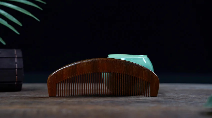 Wood Comb with Fine Tooth Natural Green Sandalwood Comb 13-16CM Anti-Static Sandalwood Scent Detangler Wooden Comb